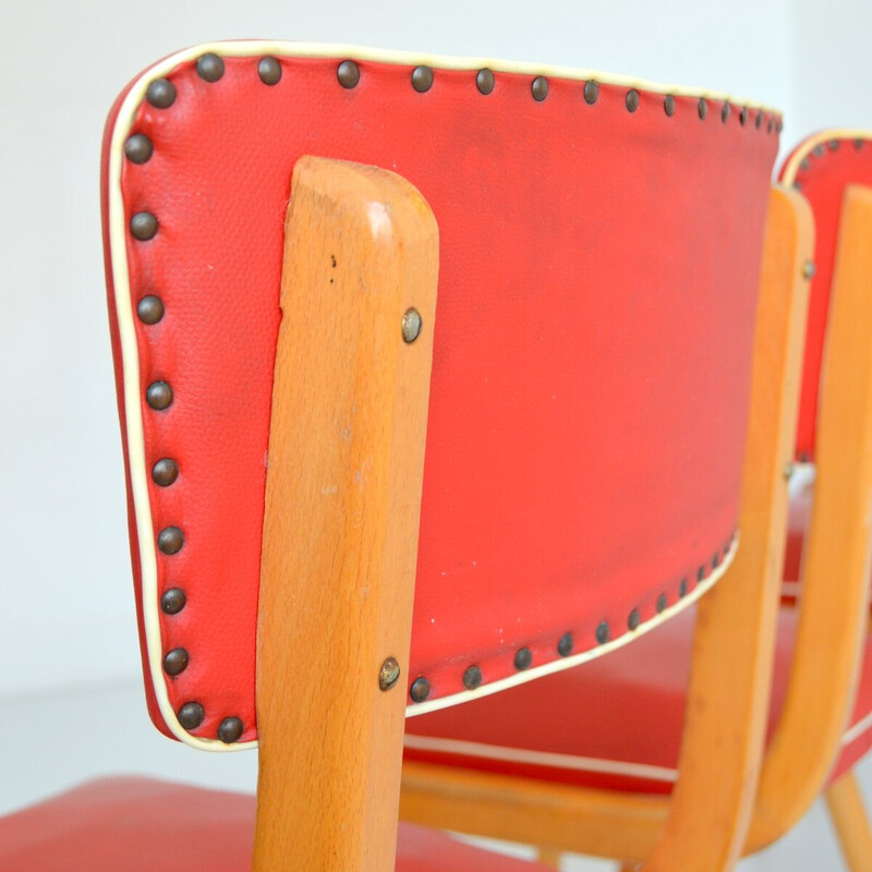 Lot de 4 chaises vintage en bois de hêtre et simili cuir rouge, 1950