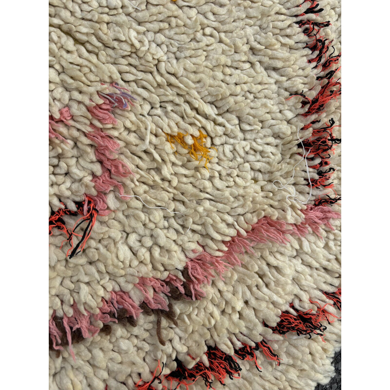 Vintage Berber Beni Ouarain rug in sheep's wool