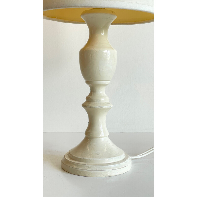 Lampe vintage en bois laqué blanc-crème, 1980