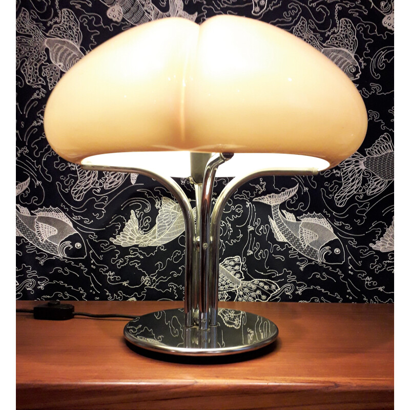 Lampe de table vintage "Quadrifoglio" par Gae Aulenti