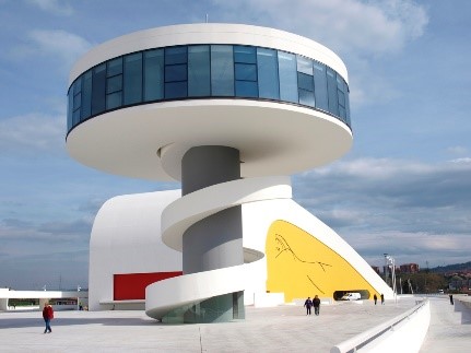 Oscar Niemeyer em 6 grandes obras